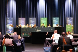 Working Group 2 auf IPBES12